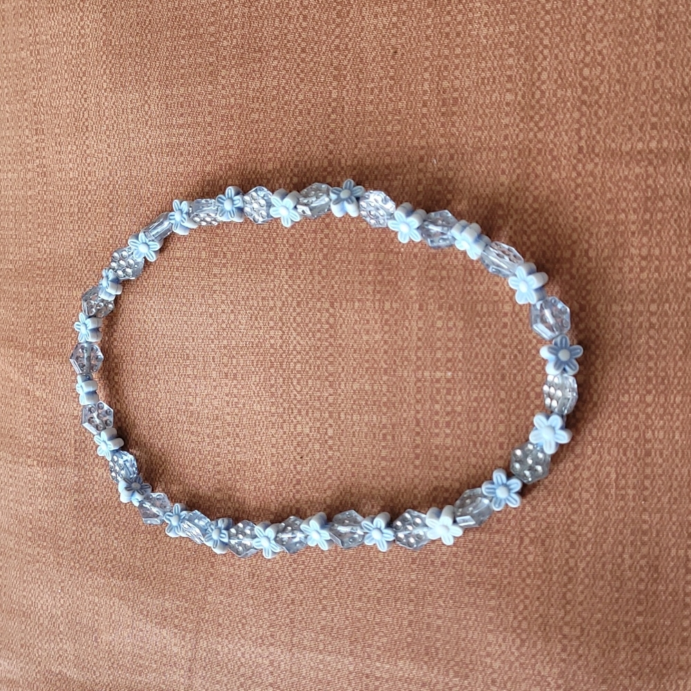 Baby blue flowered stretch choker